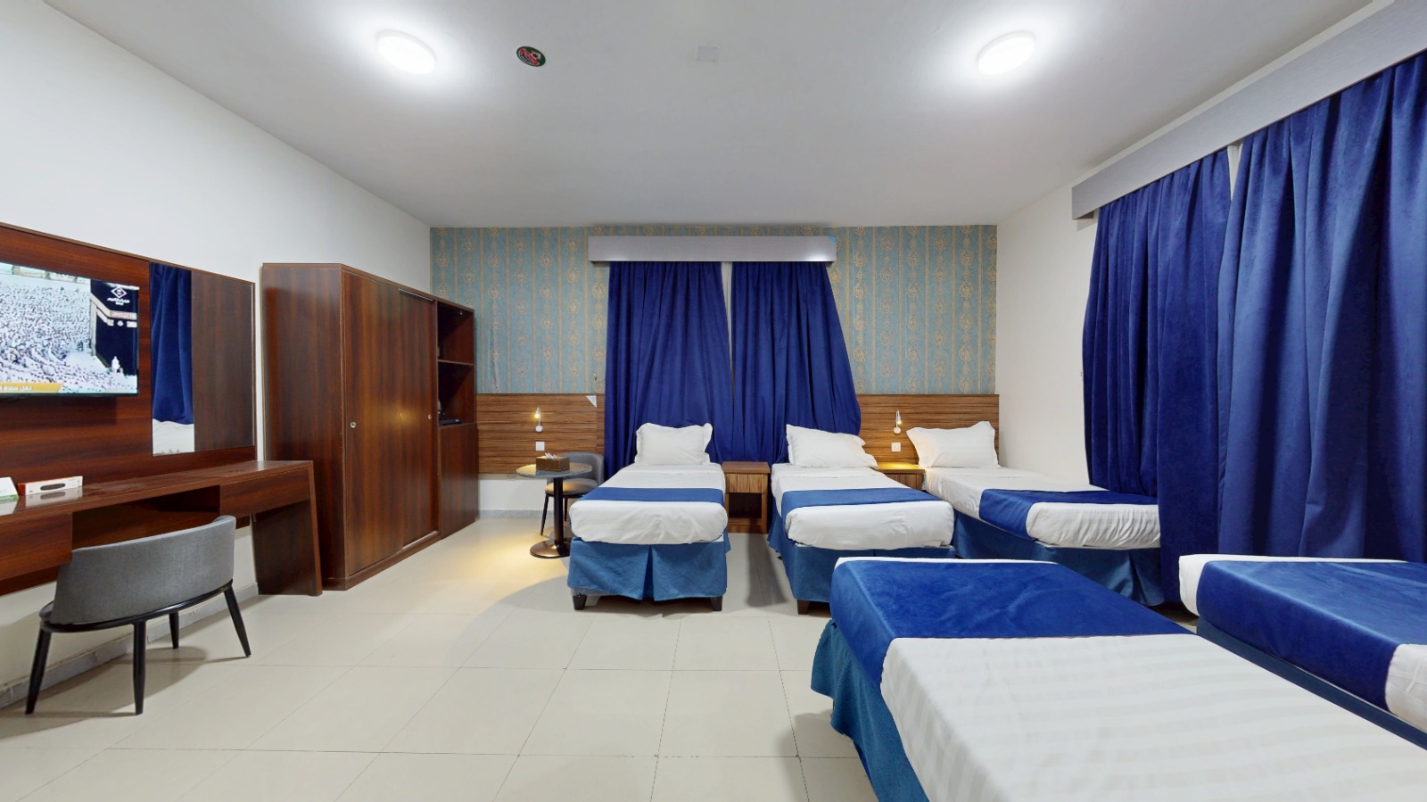 Extra Room